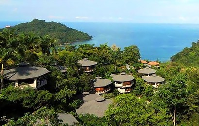 Welcome to an extraordinary adventure that blends luxurious relaxation with thrilling exploration amidst the natural wonders of Costa Rica.