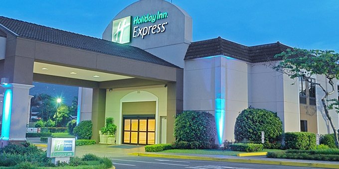 <p>Holiday Inn Express in Alajuela, Costa Rica, offers a convenient and comfortable stay for travelers. The hotel features modern and well-equipped rooms designed to provide a relaxing and productive experience. Guests can enjoy complimentary breakfast, access to a fitness center, and an outdoor pool for relaxation. The hotel's location near the Juan Santamaria International Airport makes it a convenient choice for both business and leisure travelers. With its friendly staff, convenient amenities, and comfortable accommodations, Holiday Inn Express provides a great base for exploring Alajuela and its surrounding areas. Hotel amenities include a swimming pool, mini gym, business conference room, airport shuttle, and internet.</p>